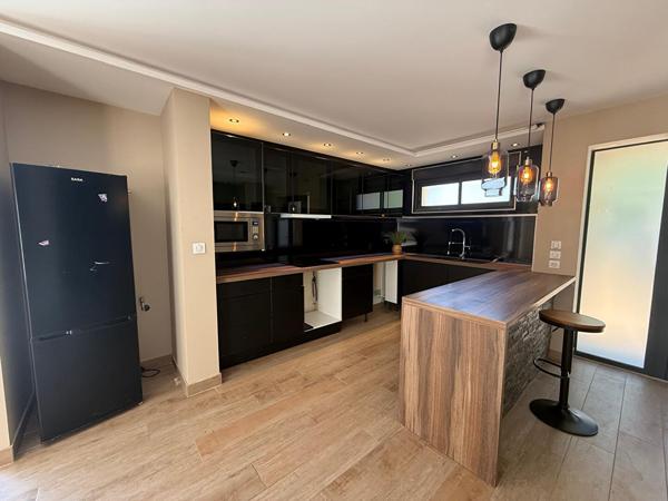 Maison 7 pièces 174 m2