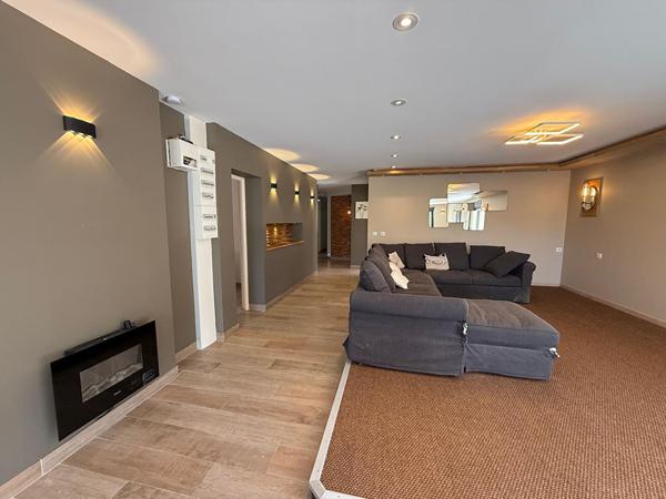 Maison 7 pièces 174 m2