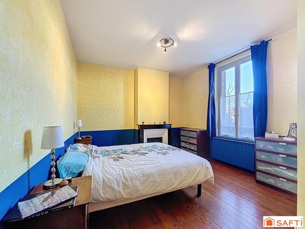 Jolie Sénonaise plein centre ville