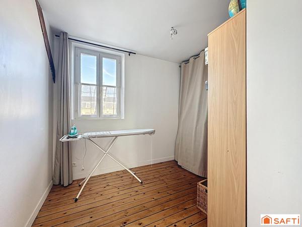 Jolie Sénonaise plein centre ville