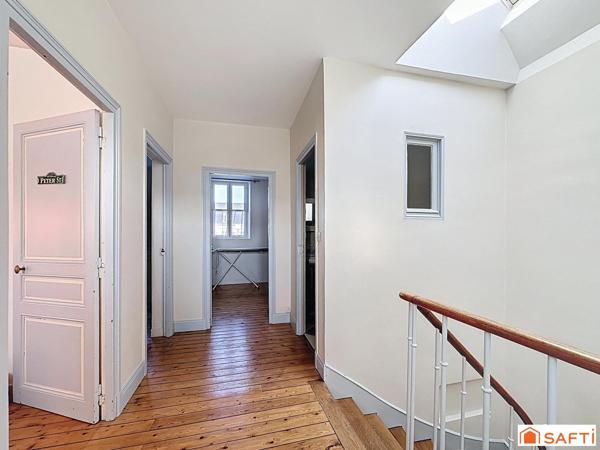 Jolie Sénonaise plein centre ville