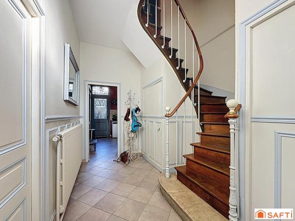 Jolie Sénonaise plein centre ville