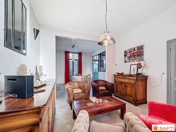 Jolie Sénonaise plein centre ville