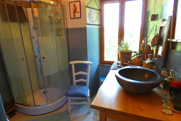 MAISON EN PIERRE RENOVEE BELLE VUE Thiézac (15800)