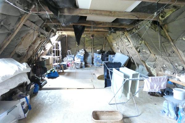 MAISON EN PIERRE RENOVEE BELLE VUE Thiézac (15800)