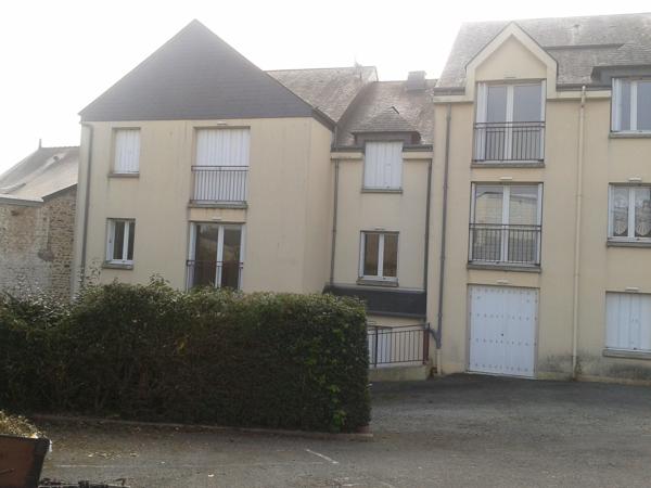 Appartement T1 – Centre ville – VILLAINES LA JUHEL – 3113-0012