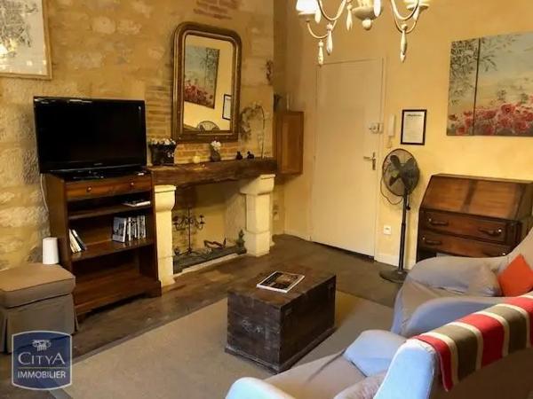 Appartement à louer 2 pièces 40.42m² Sarlat-la-Canéda (24200)