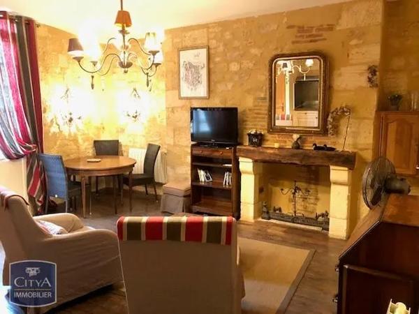 Appartement à louer 2 pièces 40.42m² Sarlat-la-Canéda (24200)