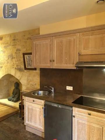 Appartement à louer 2 pièces 40.42m² Sarlat-la-Canéda (24200)