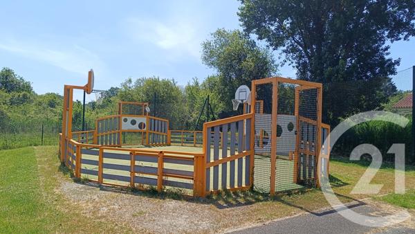 Appartement T3 à vendre  3 pièces - 37,49 m 2   SOULAC SUR MER  - 33