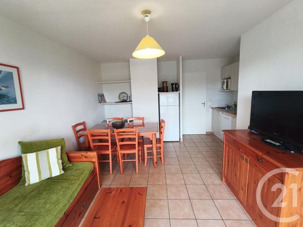 Appartement T3 à vendre  3 pièces - 37,49 m 2   SOULAC SUR MER  - 33