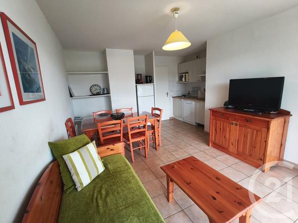 Appartement T3 à vendre  3 pièces - 37,49 m 2   SOULAC SUR MER  - 33