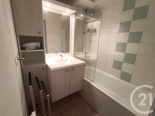 Appartement T3 à vendre  3 pièces - 37,49 m 2   SOULAC SUR MER  - 33