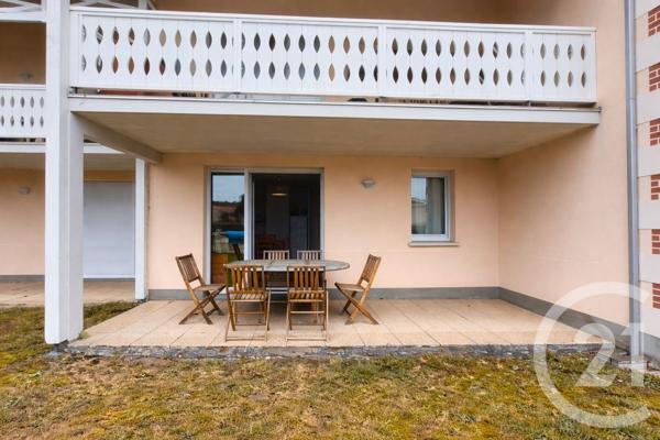 Appartement T3 à vendre  3 pièces - 37,49 m 2   SOULAC SUR MER  - 33