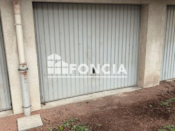 Location Parking - 22 COURS DE LA REPUBLIQUE - Roanne 42300