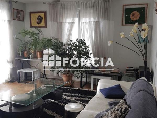 Location Appartement 5 pièces 102.57 m² - 11BIS RUE PHILIPPE DESPORTES Chartres 28000