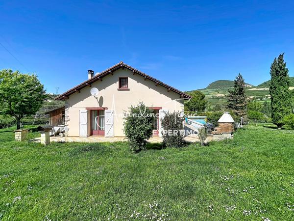 Aguessac (12520) Maison avec piscine et ses 3560m² de terrain