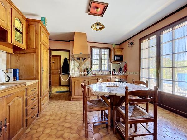 Aguessac (12520) Maison avec piscine et ses 3560m² de terrain