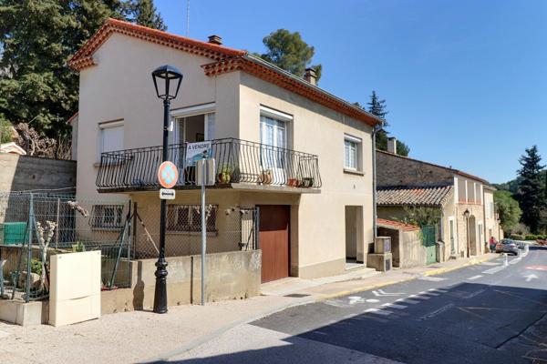 Clapiers (34830) CLAPIERS – Maison lumineuse avec grand garage de plus 50 m² et fort potentiel