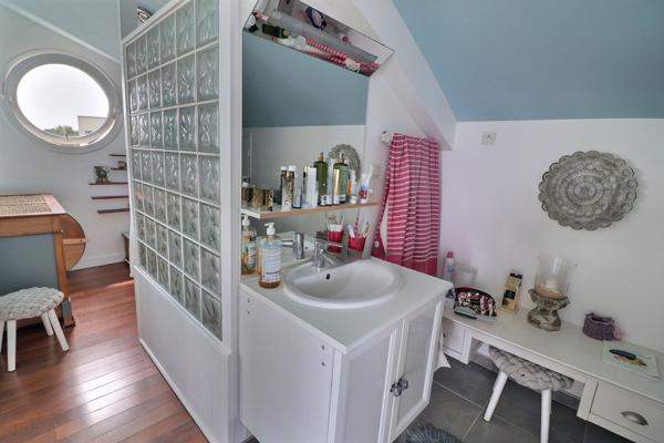 Plougonvelin (29217) PLOUGONVELIN FORT DE BERTHAUME MAISON CONTEMPORAINE DE 240 m2 AVEC VUE MER