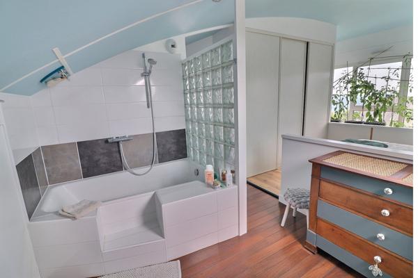 Plougonvelin (29217) PLOUGONVELIN FORT DE BERTHAUME MAISON CONTEMPORAINE DE 240 m2 AVEC VUE MER