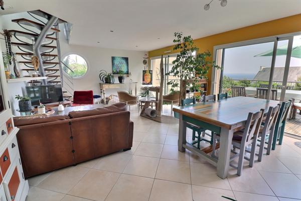 Plougonvelin (29217) PLOUGONVELIN FORT DE BERTHAUME MAISON CONTEMPORAINE DE 240 m2 AVEC VUE MER