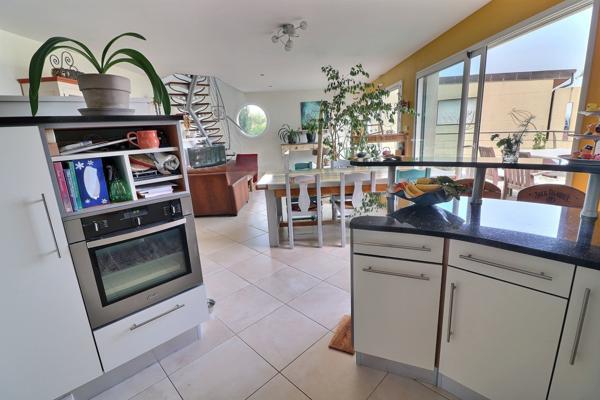 Plougonvelin (29217) PLOUGONVELIN FORT DE BERTHAUME MAISON CONTEMPORAINE DE 240 m2 AVEC VUE MER