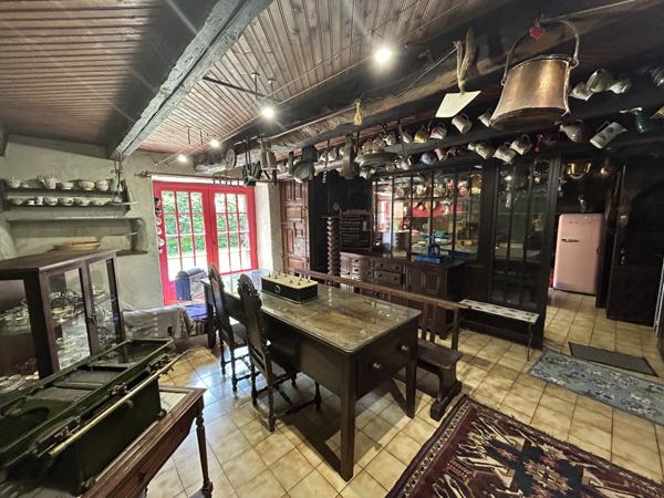 Plouay (56240) Propriété de caractère située à 30 minutes de Lorient.