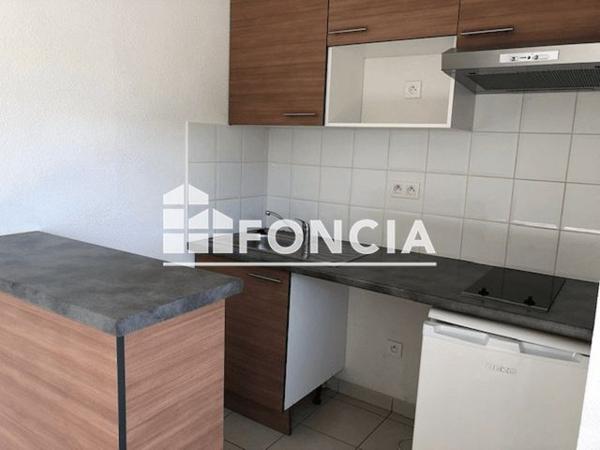 Location Appartement 2 pièces 33.04 m² - 20 AV DES NATIONS Onet Le Chateau 12850