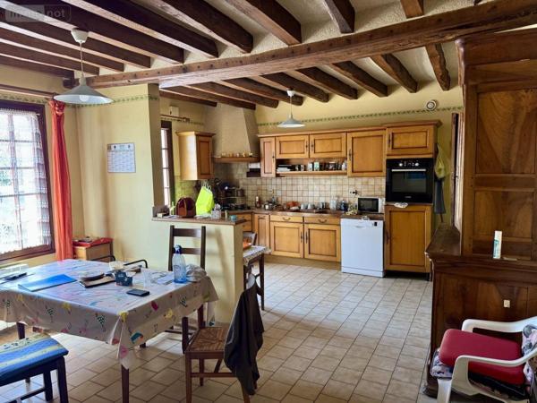 Maison à vendre à Allonnes dans le Maine-et-Loire (49650), ref : 49076-336