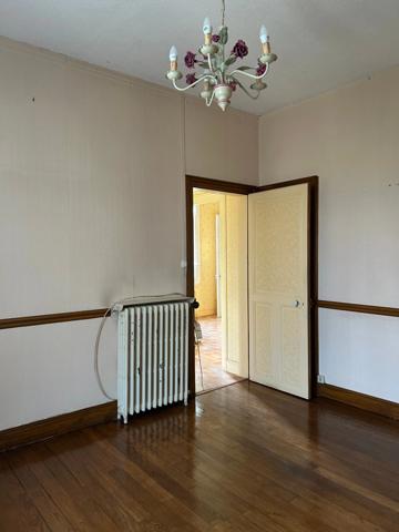 Maison de 70m2 avec Jardin, Garage,puits et Caves Bleneau (89)