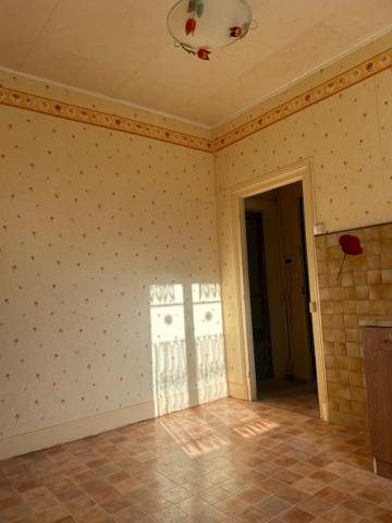 Maison de 70m2 avec Jardin, Garage,puits et Caves Bleneau (89)