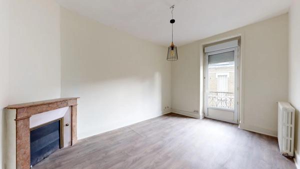 Location                                                      Appartement
                        
                     3 pièces                      70 m2                     à Brive-la-Gaillarde