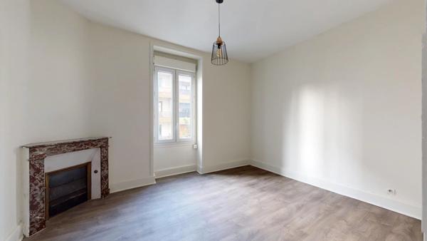 Location                                                      Appartement
                        
                     3 pièces                      70 m2                     à Brive-la-Gaillarde