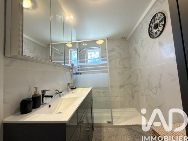 Maison à vendre 7 pièces 100 m² Saint-Sulpice-le-Guérétois