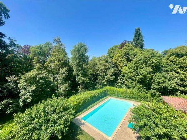 Dernier étage – 94 m² avec terrasse, garage et piscine – Valence (26000)