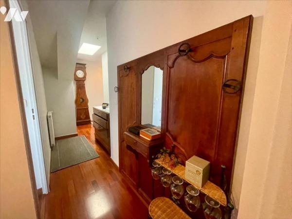 Dernier étage – 94 m² avec terrasse, garage et piscine – Valence (26000)