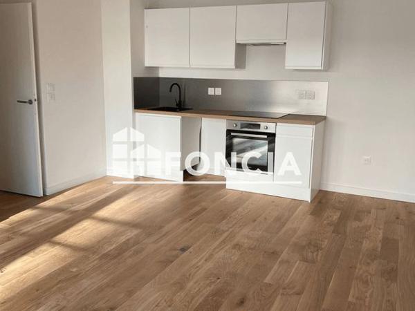 Location Appartement 2 pièces 55 m² - 225 ET 229 RUE DUPONTREUE Amiens 80000