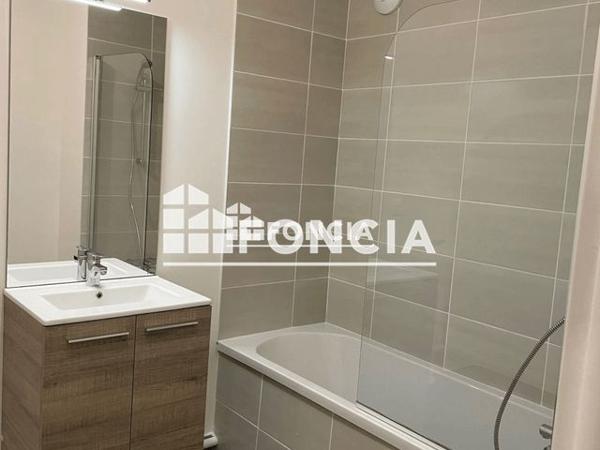 Location Appartement 2 pièces 55 m² - 225 ET 229 RUE DUPONTREUE Amiens 80000