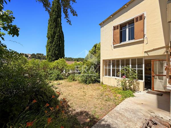 Les Pennes Mirabeau - maison T2 de 60m2 + dépendance de 32m2 sur 300m2 de jardin + garage
