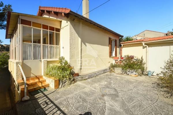 Les Pennes Mirabeau - maison T2 de 60m2 + dépendance de 32m2 sur 300m2 de jardin + garage