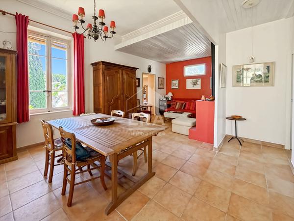 Les Pennes Mirabeau - maison T2 de 60m2 + dépendance de 32m2 sur 300m2 de jardin + garage