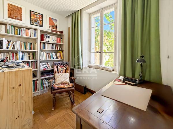 Les Pennes Mirabeau - maison T2 de 60m2 + dépendance de 32m2 sur 300m2 de jardin + garage