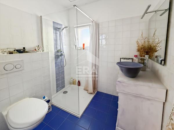 Les Pennes Mirabeau - maison T2 de 60m2 + dépendance de 32m2 sur 300m2 de jardin + garage