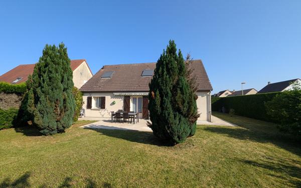 Maison à vendre    7 pièces • 140 m2 Longecourt-en-Plaine