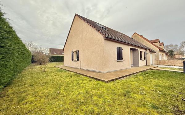 Maison à vendre    7 pièces • 140 m2 Longecourt-en-Plaine