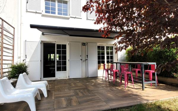 Maison à vendre    5 pièces •  Saint-Denis-en-Val