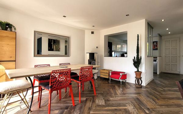 Maison à vendre    5 pièces •  Saint-Denis-en-Val