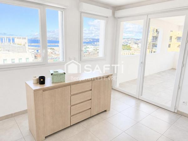 T3 ÉTAT NEUF, PEU HABITÉ /  AVEC VUE MER / TERRASSE / STATIONNEMENT /