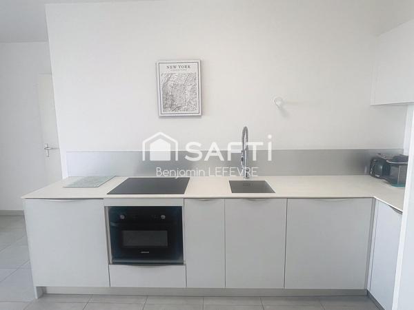 T3 ÉTAT NEUF, PEU HABITÉ /  AVEC VUE MER / TERRASSE / STATIONNEMENT /